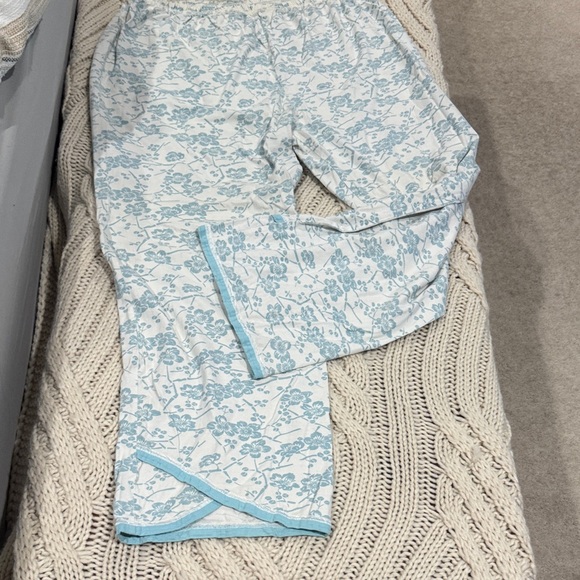 green cotton Other - Floral Cropped Pajama Pants in Blue and White (L)  Boston Proper Catalog